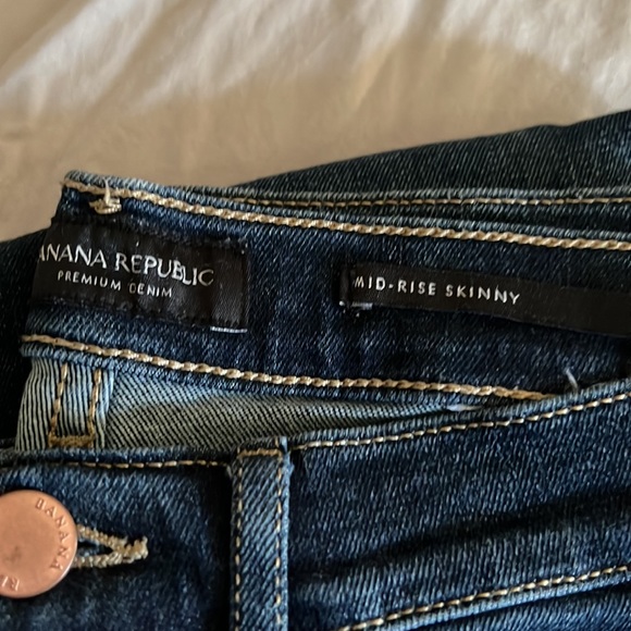 Banana Republic Premium Denim - Size 27P (Petite) - Picture 9 of 9